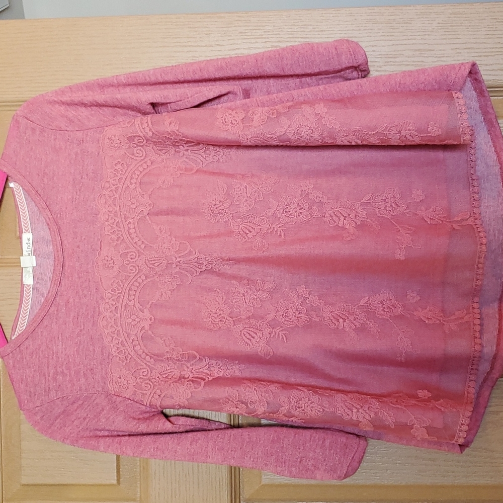 Rewind Mauve 3/4 sleeve sweater blouse with lace detail